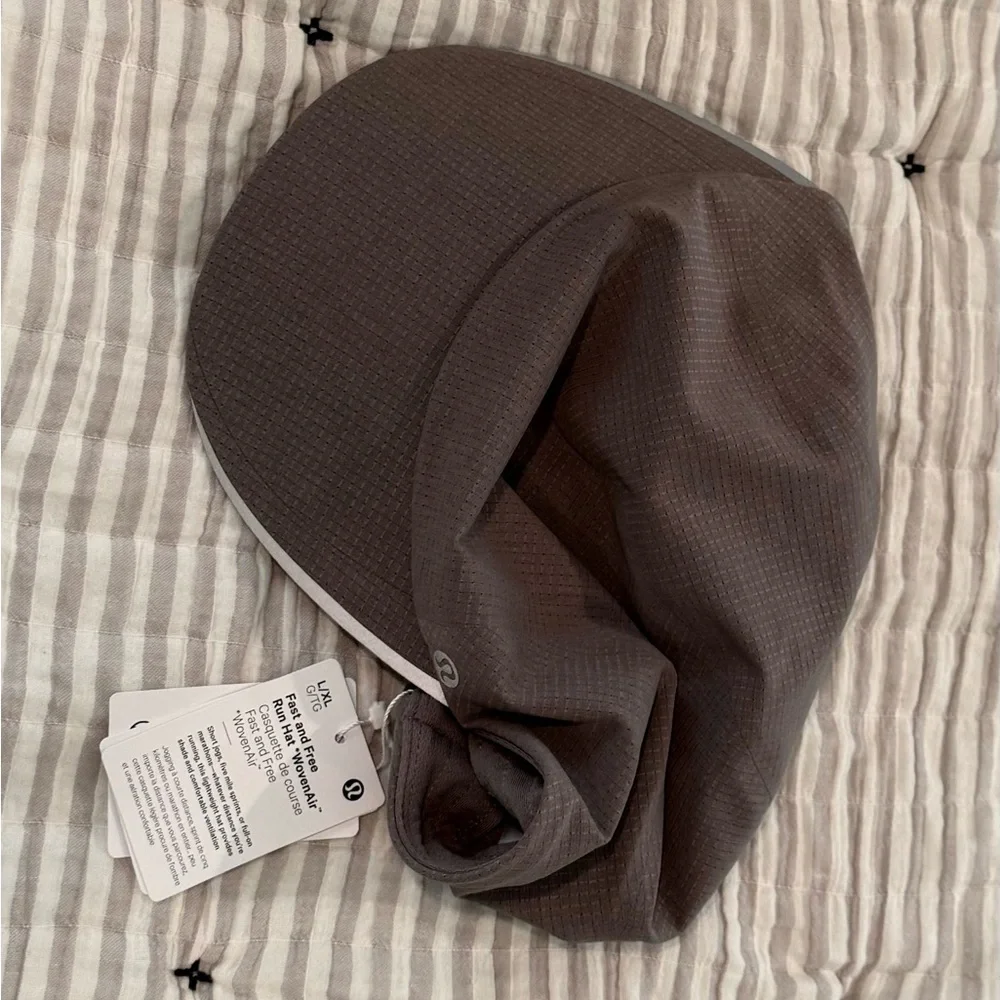 Lululemon Fast and Free Running Cap NWT